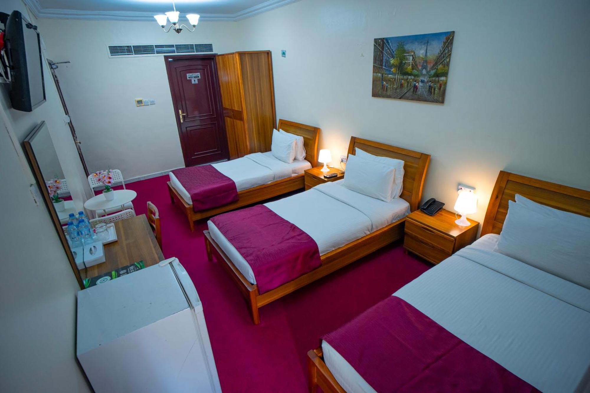 Al Karnak Hotel Dubai Bagian luar foto
