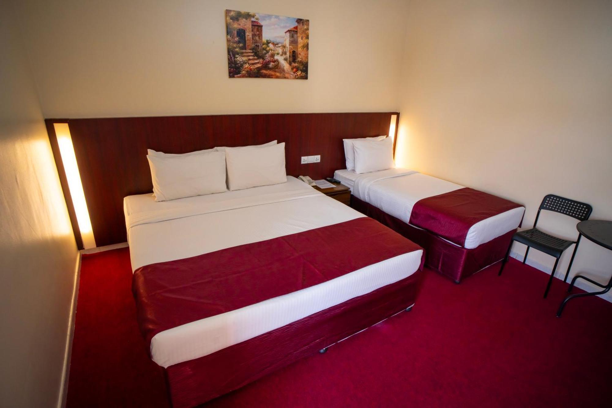 Al Karnak Hotel Dubai Bagian luar foto